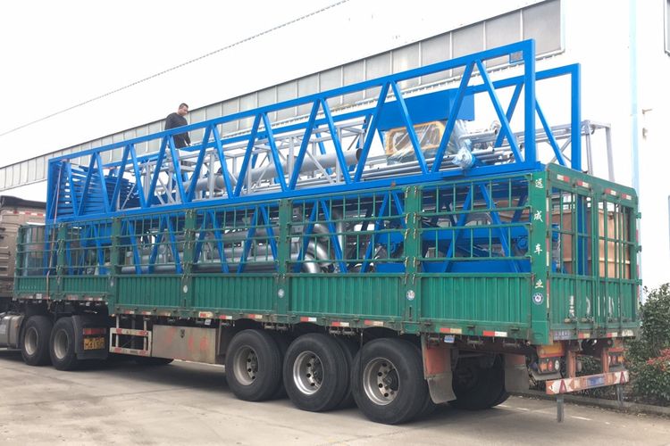 行車(chē)式刮吸泥機(jī)